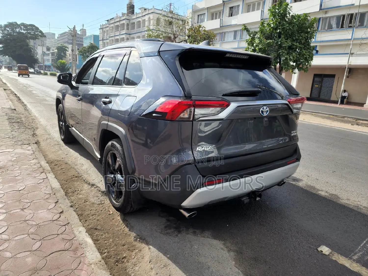 Toyota RAV4 XLE Premium FWD 2019 Gray