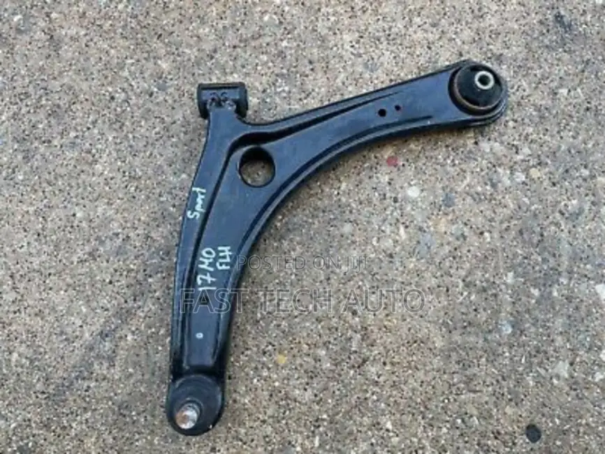 Control Arm Mitsubishi Outlander