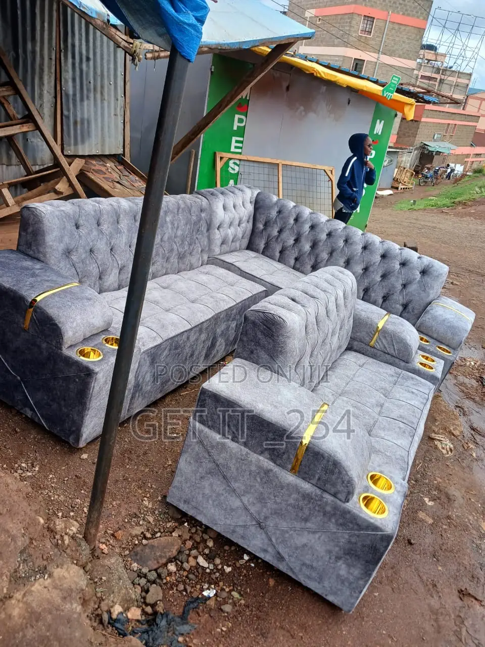 Complete Quality Sofa Sets