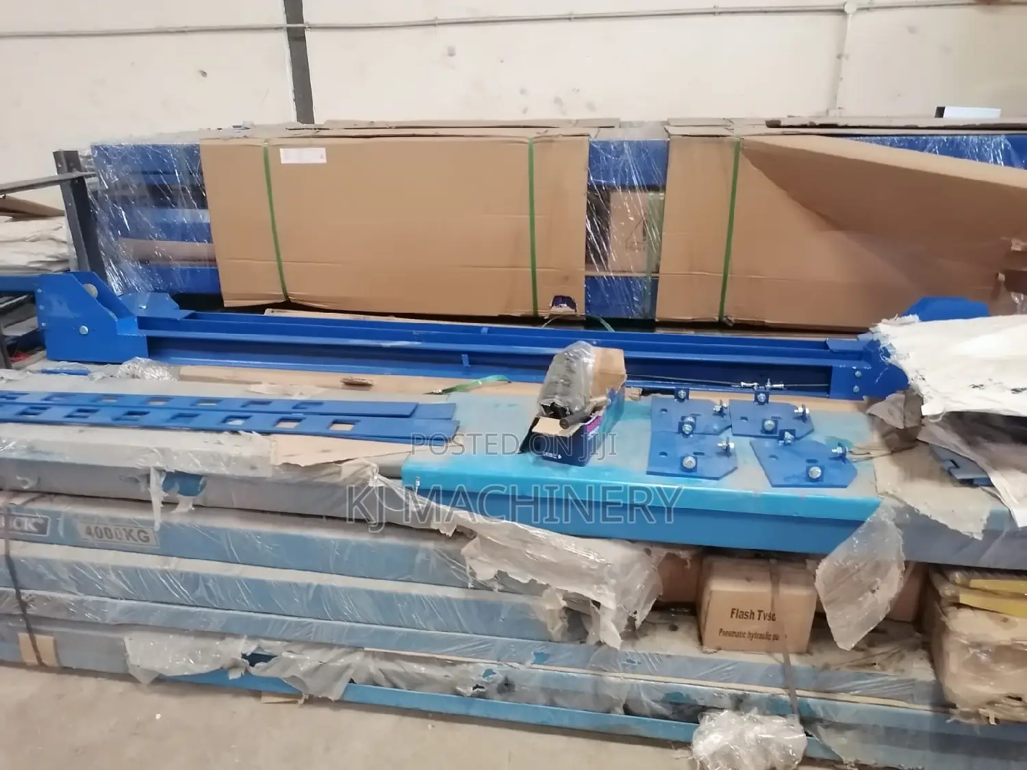 Four Post Lift 4000kg Lifting Capacity Width 2830mm-220\380v