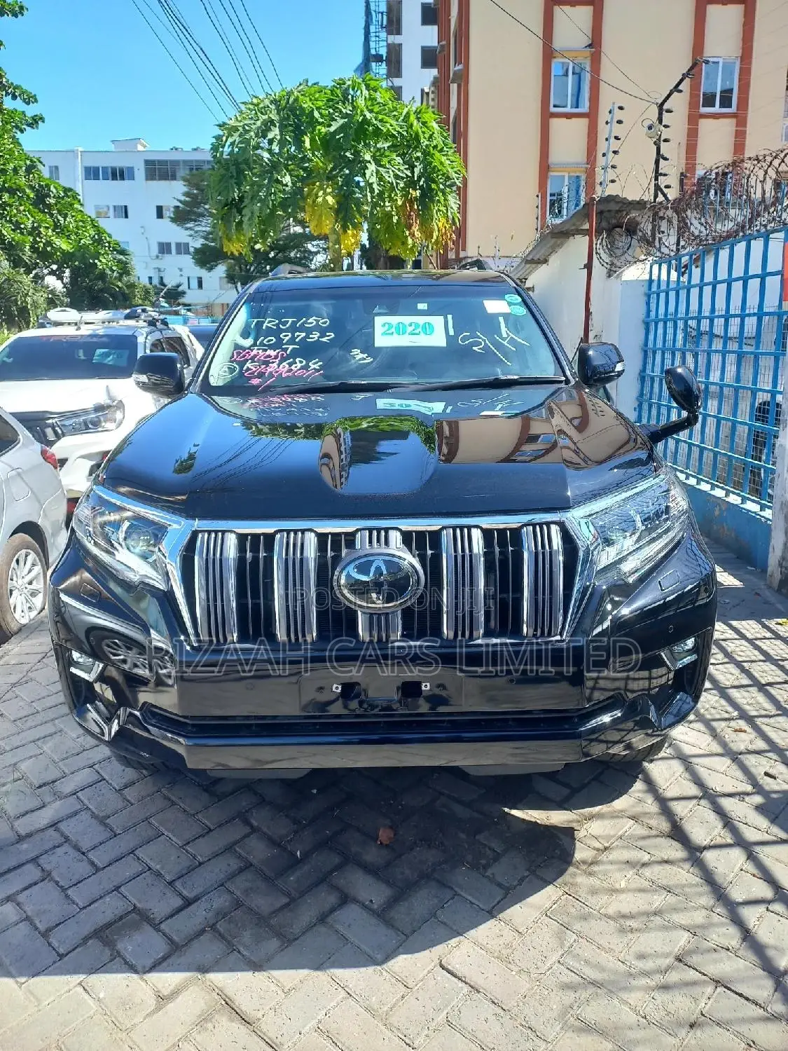Toyota Land Cruiser Prado 2.7 2020 Black