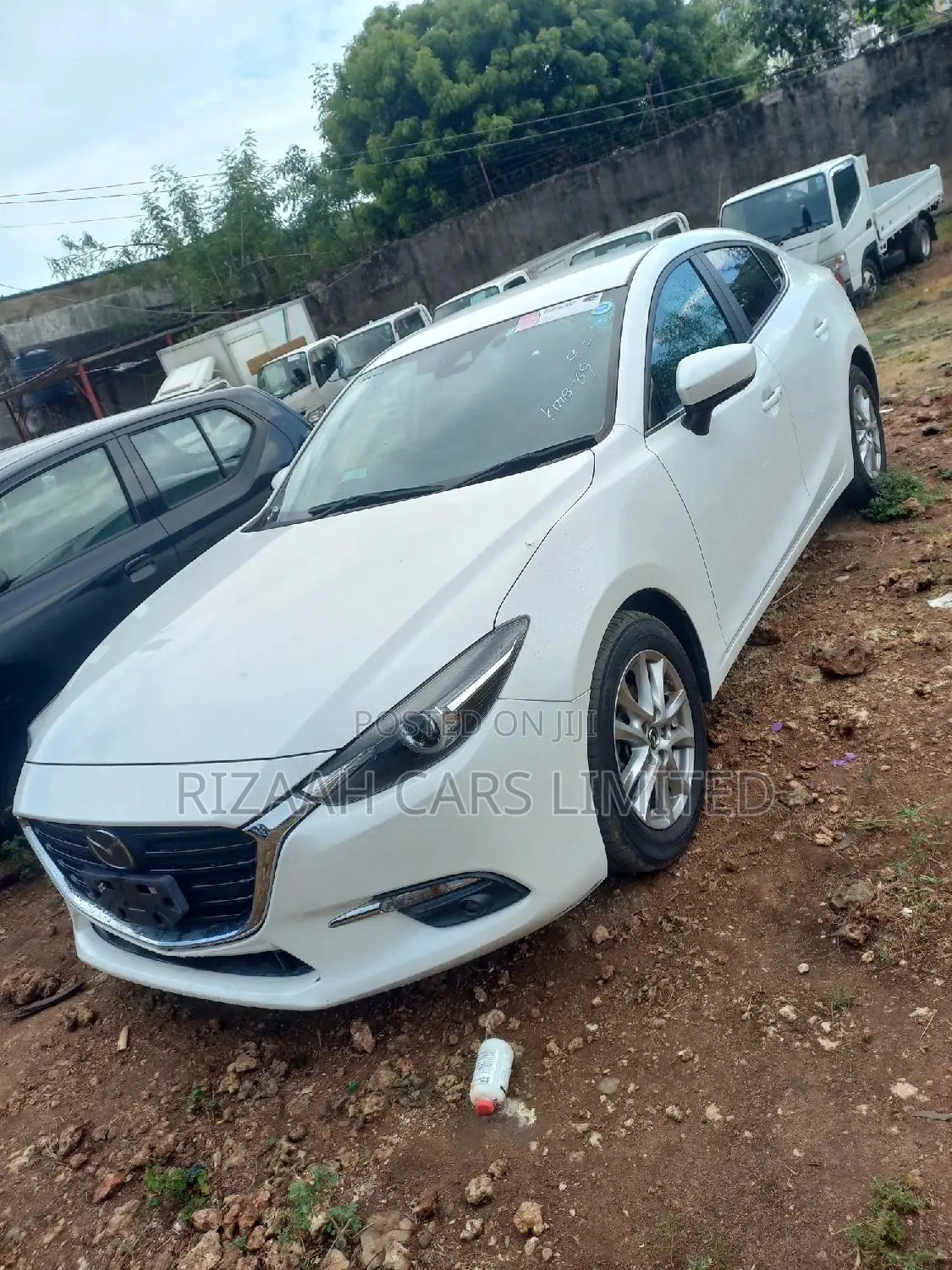 Mazda Axela 2018 White