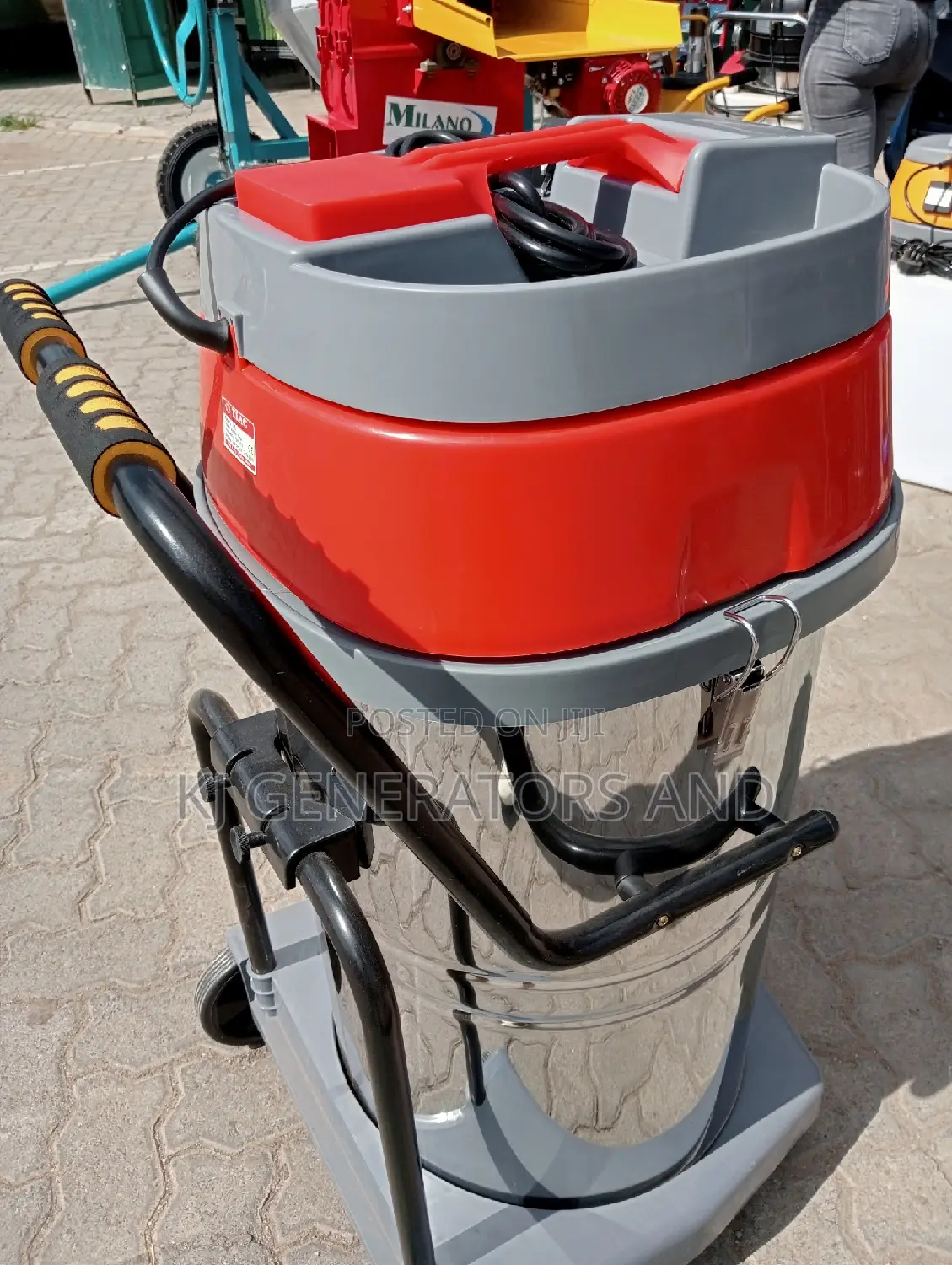 Tlac 100 Litres Vaacum Cleaner 