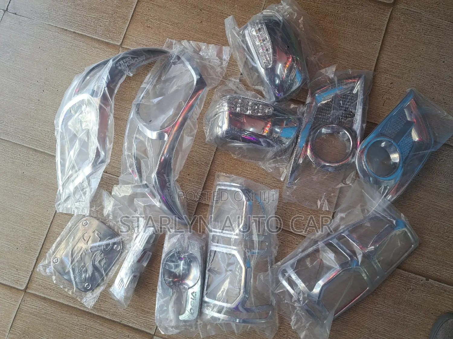 Chrome Kit Hilux Vigo 2012
