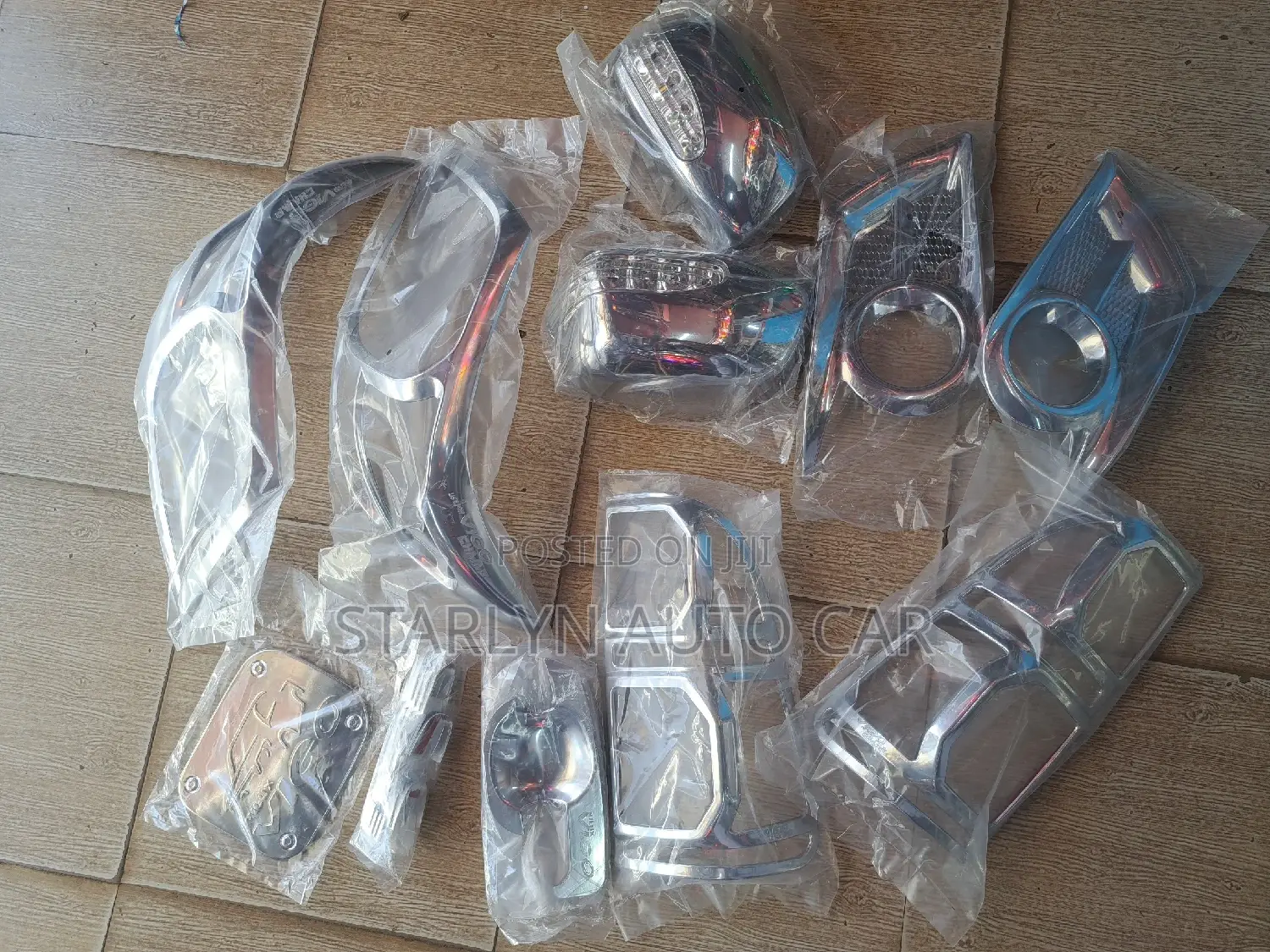 Chrome Kit Hilux Vigo 2012
