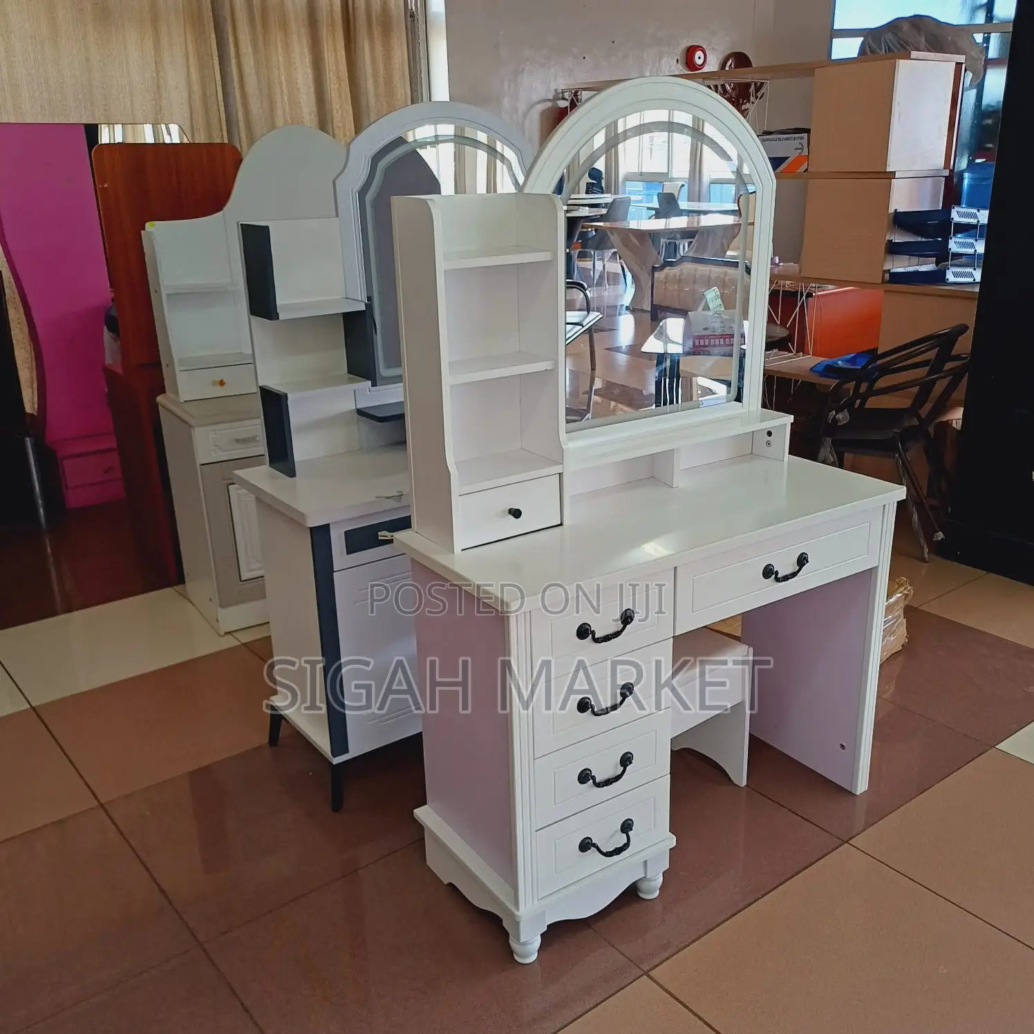 Dressing Table Dressing Table Dressing Table