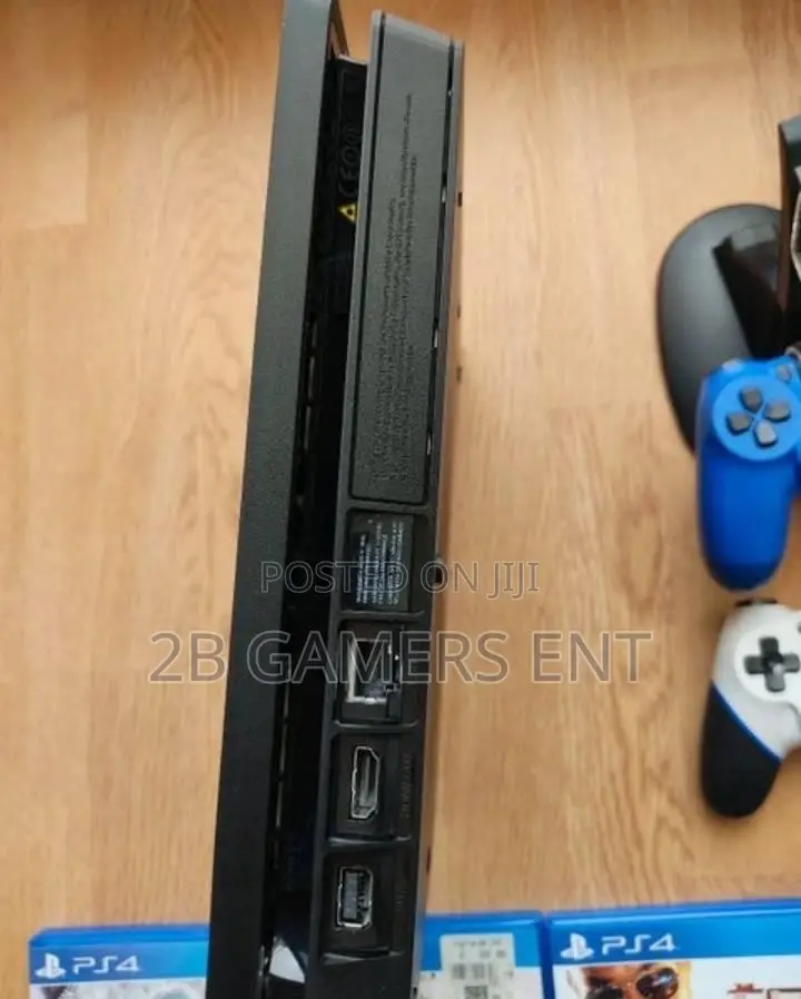 Ps4 Slim 2 Pads, Charging Dock