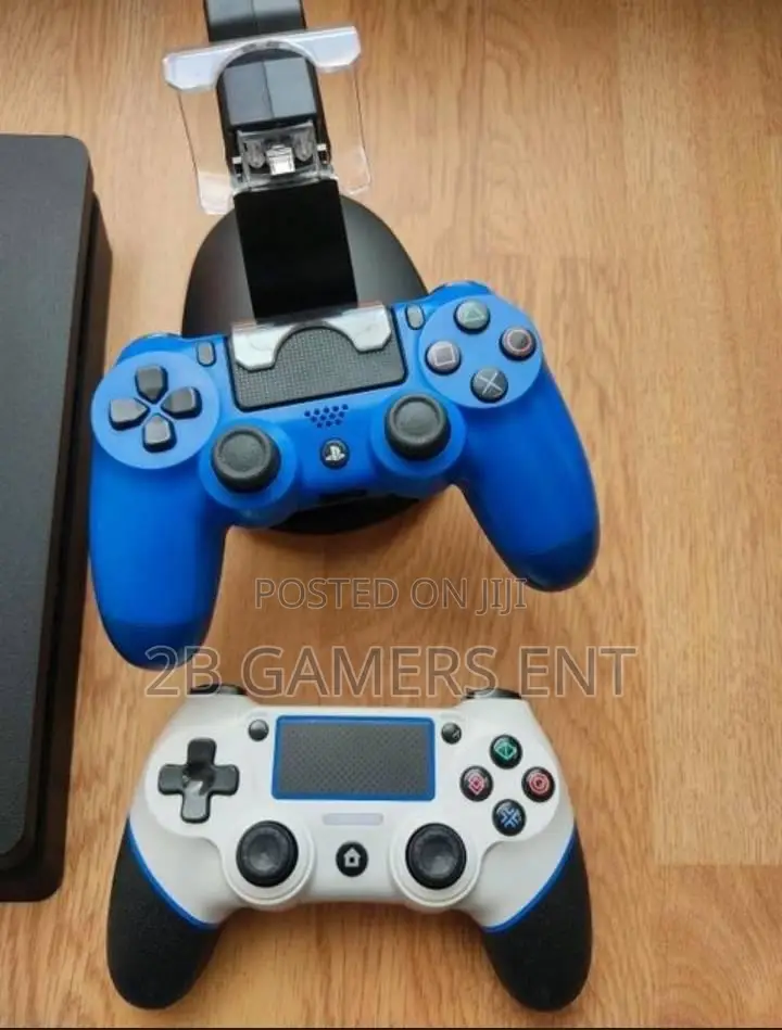 Ps4 Slim 2 Pads, Charging Dock