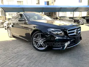 Mercedes-Benz E200 2017 Black