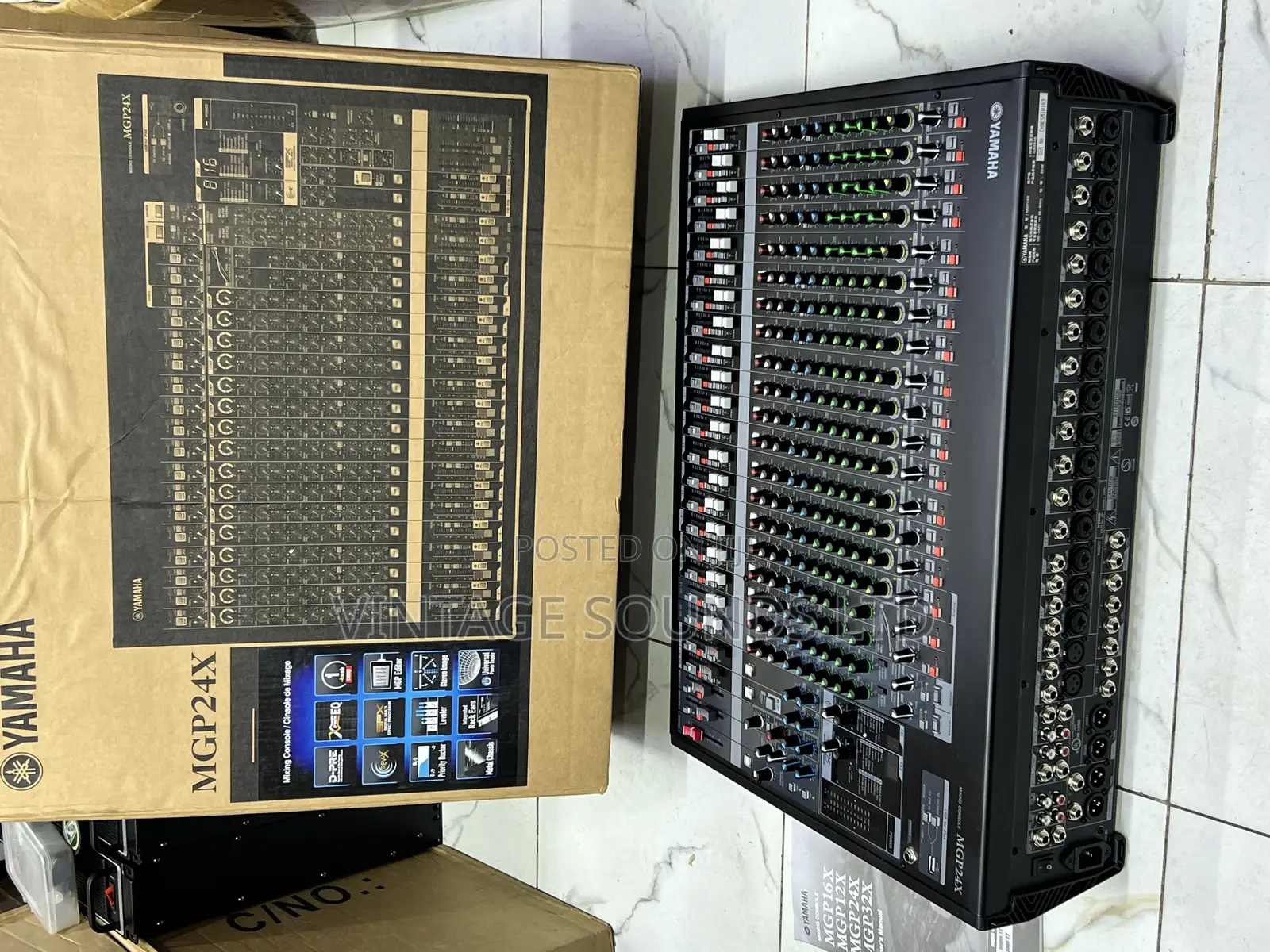 Yamaha MGP24X 24-Channel Mixing Console With DSP Effects