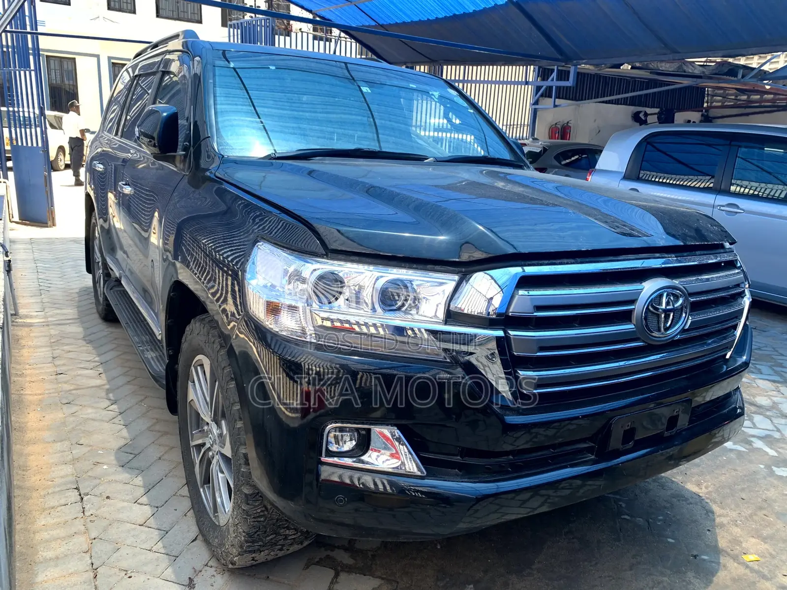 Toyota Land Cruiser 2016 Black