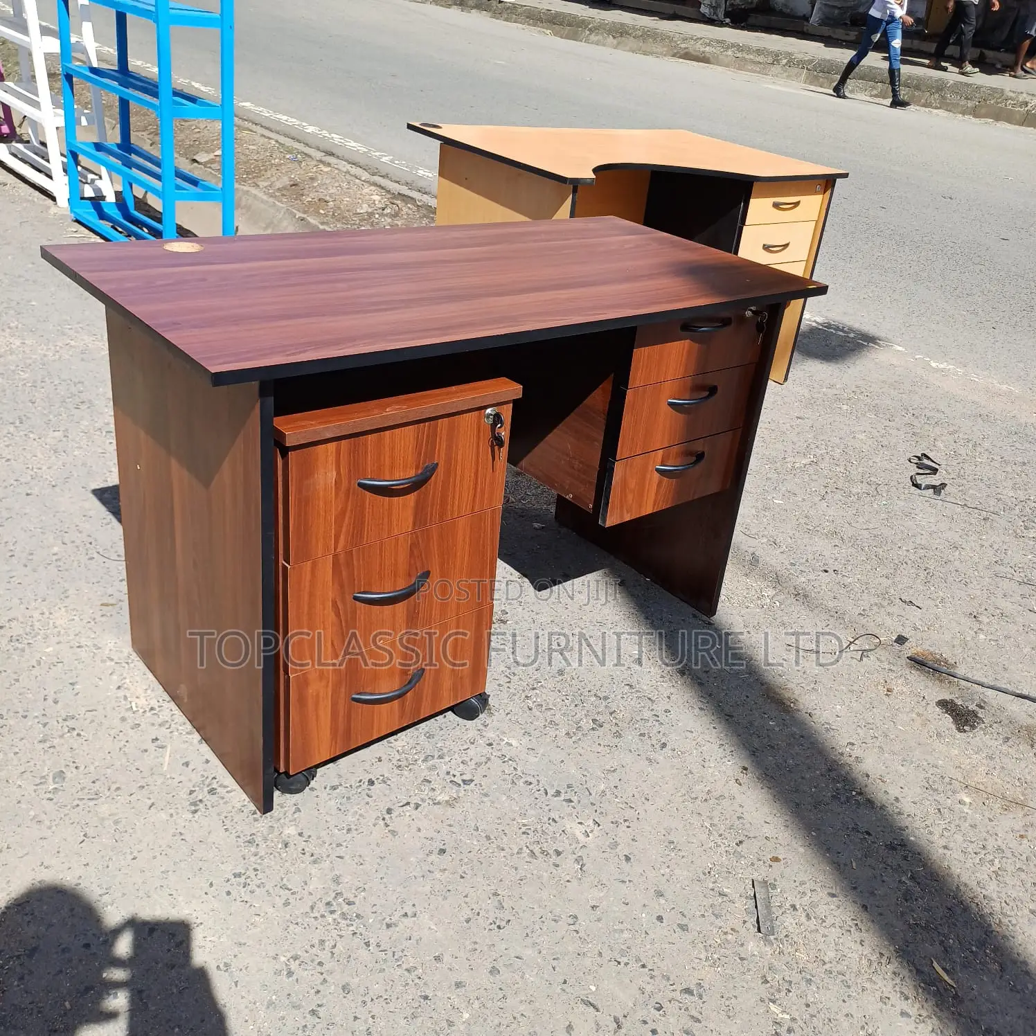 QUALITY OFFICE DESKS(Mobile Pedestal=Ksh.5500)
