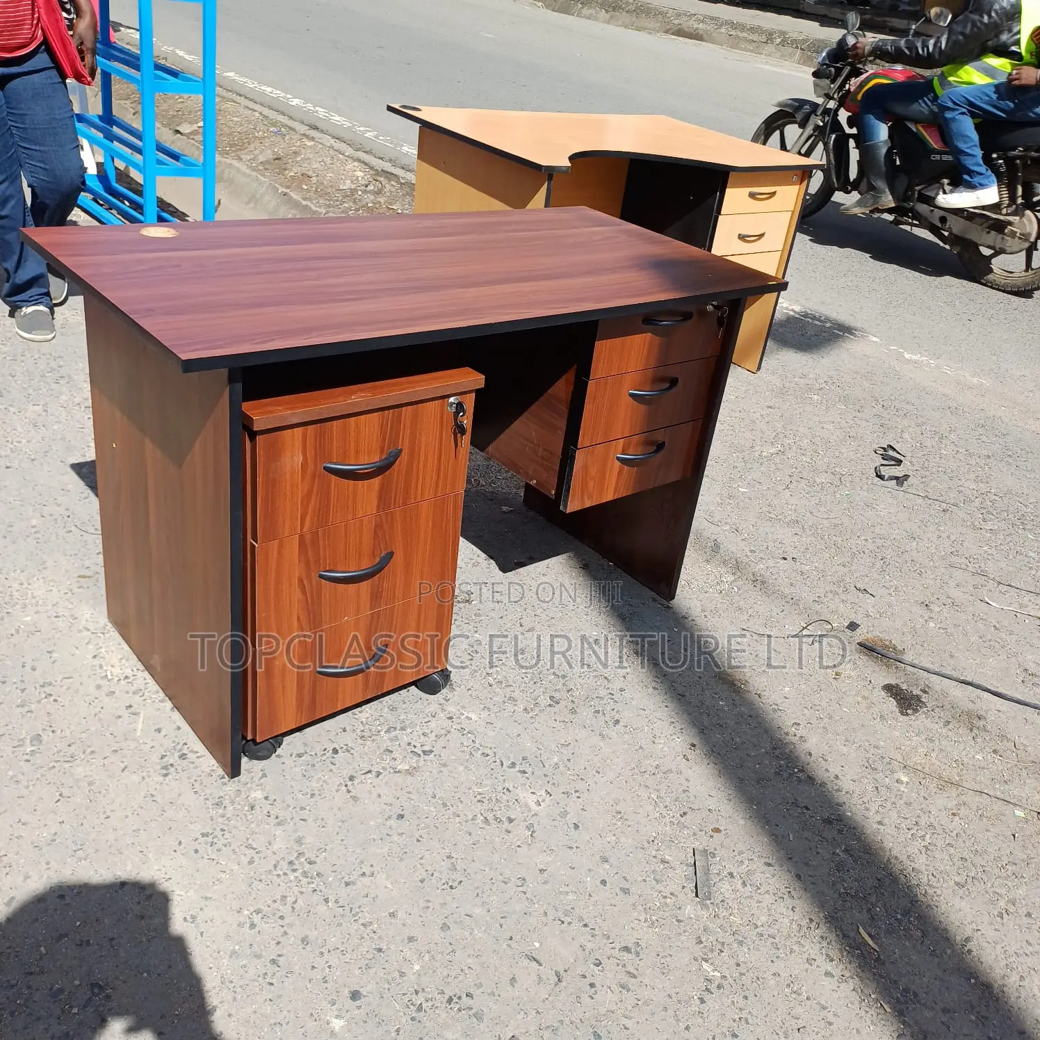 QUALITY OFFICE DESKS(Mobile Pedestal=Ksh.5500)