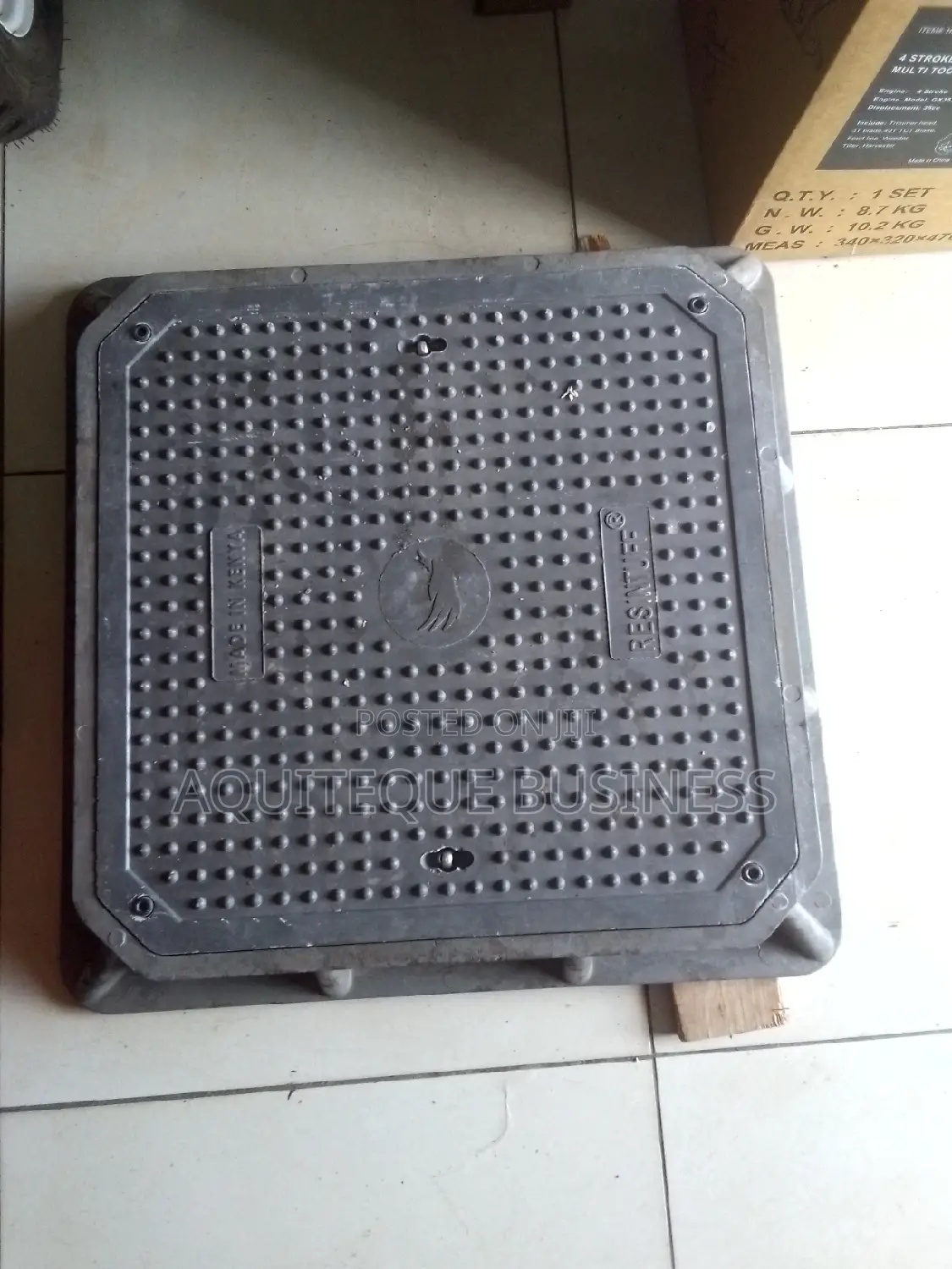 Manholes Covers. Heavy Duty Fiber .