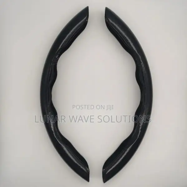 Sleek Design Universal Carbon Fiber Steering Wheel Cover