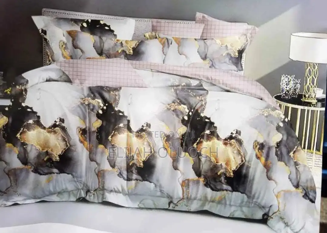 Binded Duvet Set