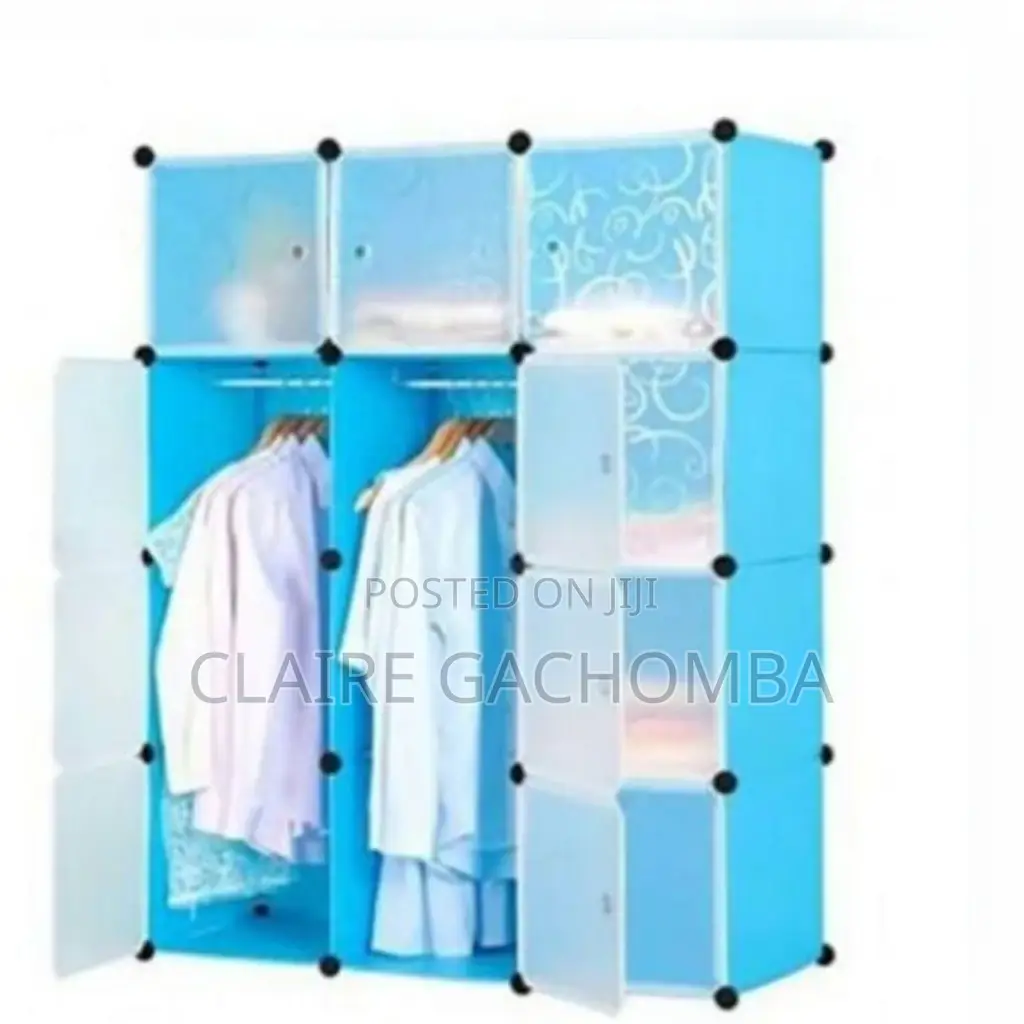 3 Column Portable Plastic Wardrobe