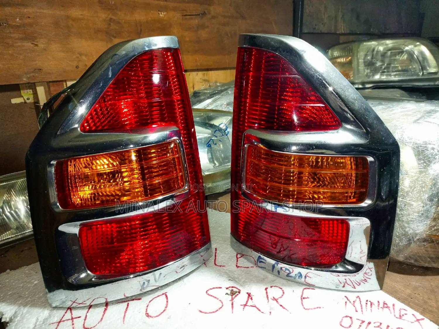 Pajero Makai V73 Backlights(Chrome Periphery