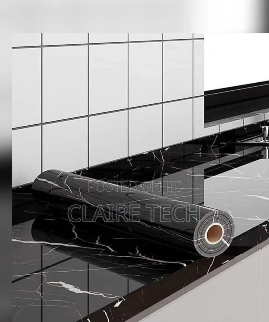 5m Adhesive Wallpaper -Blacksilver Marble White