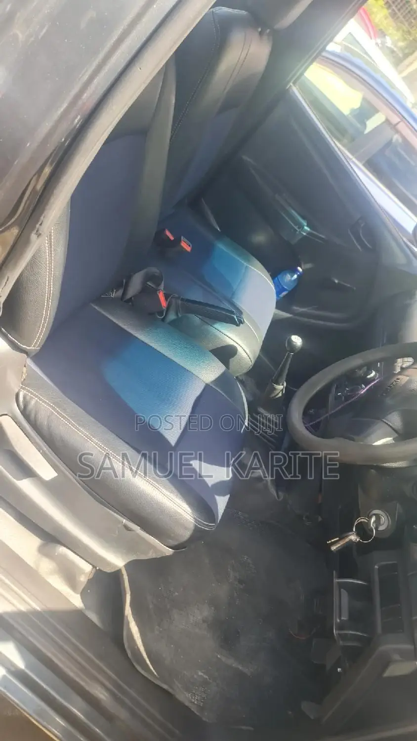 Isuzu D-MAX 2022 Gray
