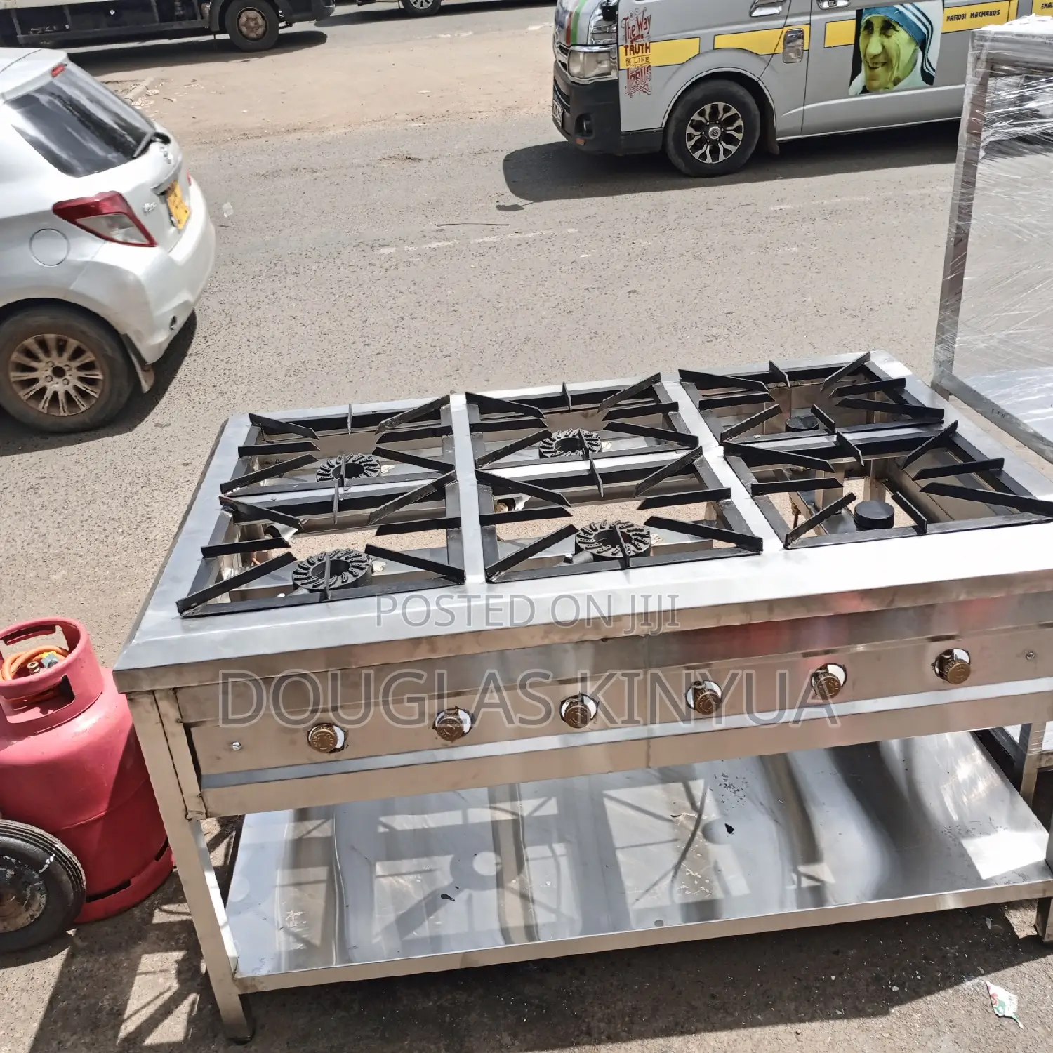 Six Burners Stainless Steel Commercial Gas Cooker.