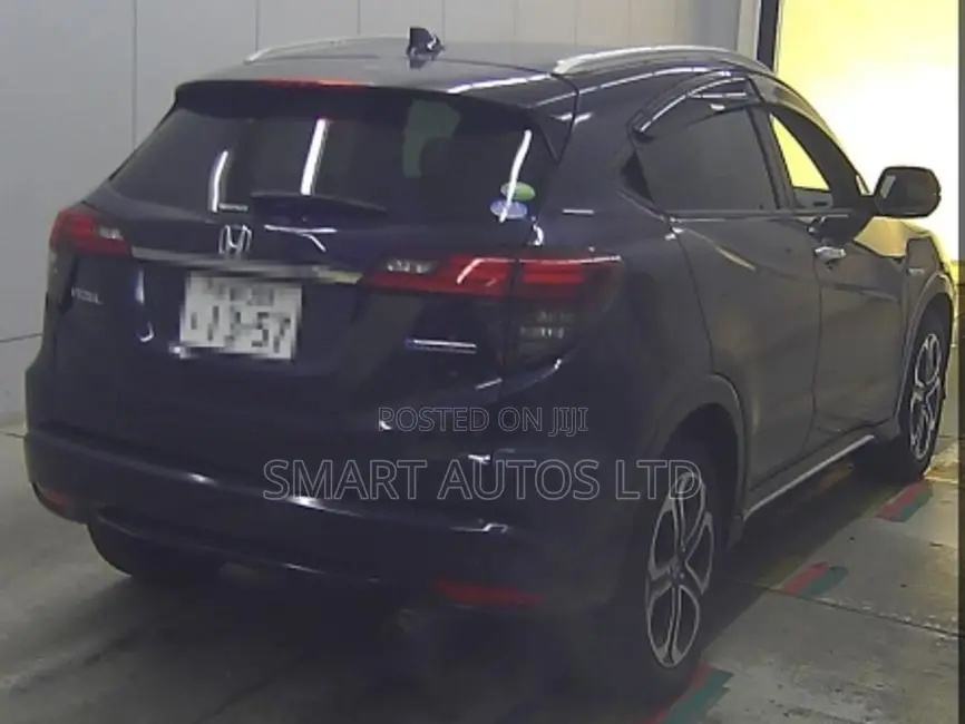 Honda Vezel 2018 Blue
