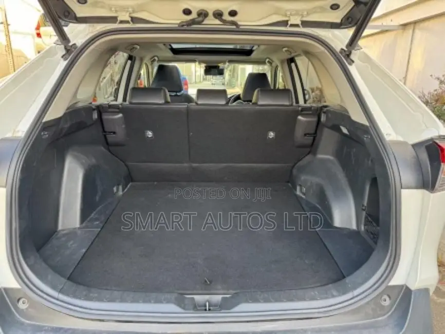 Toyota RAV4 2019 Pearl