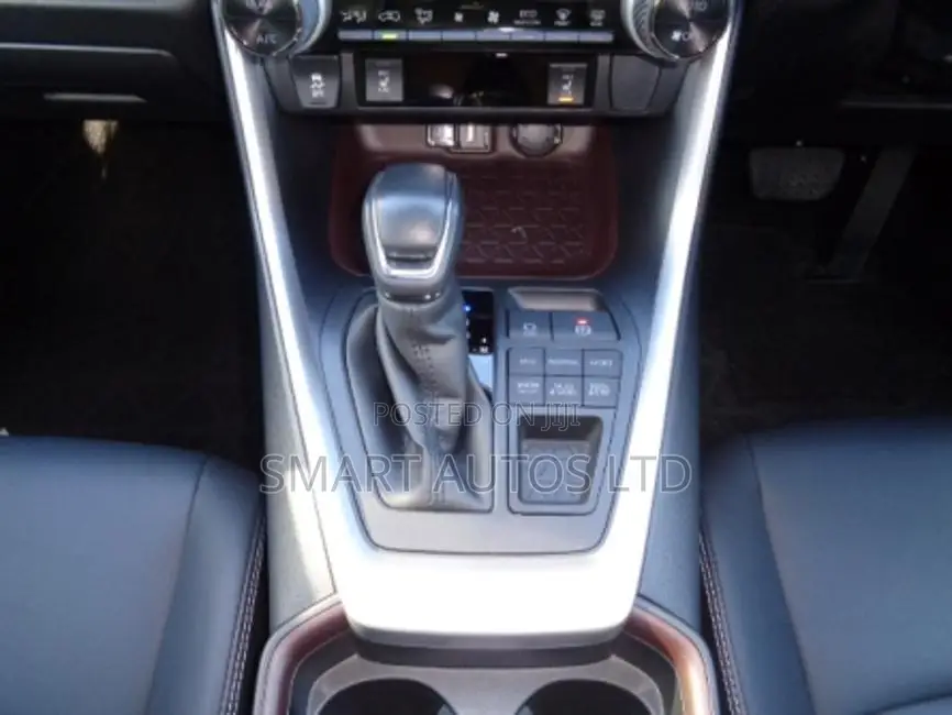 Toyota RAV4 2020 Blue