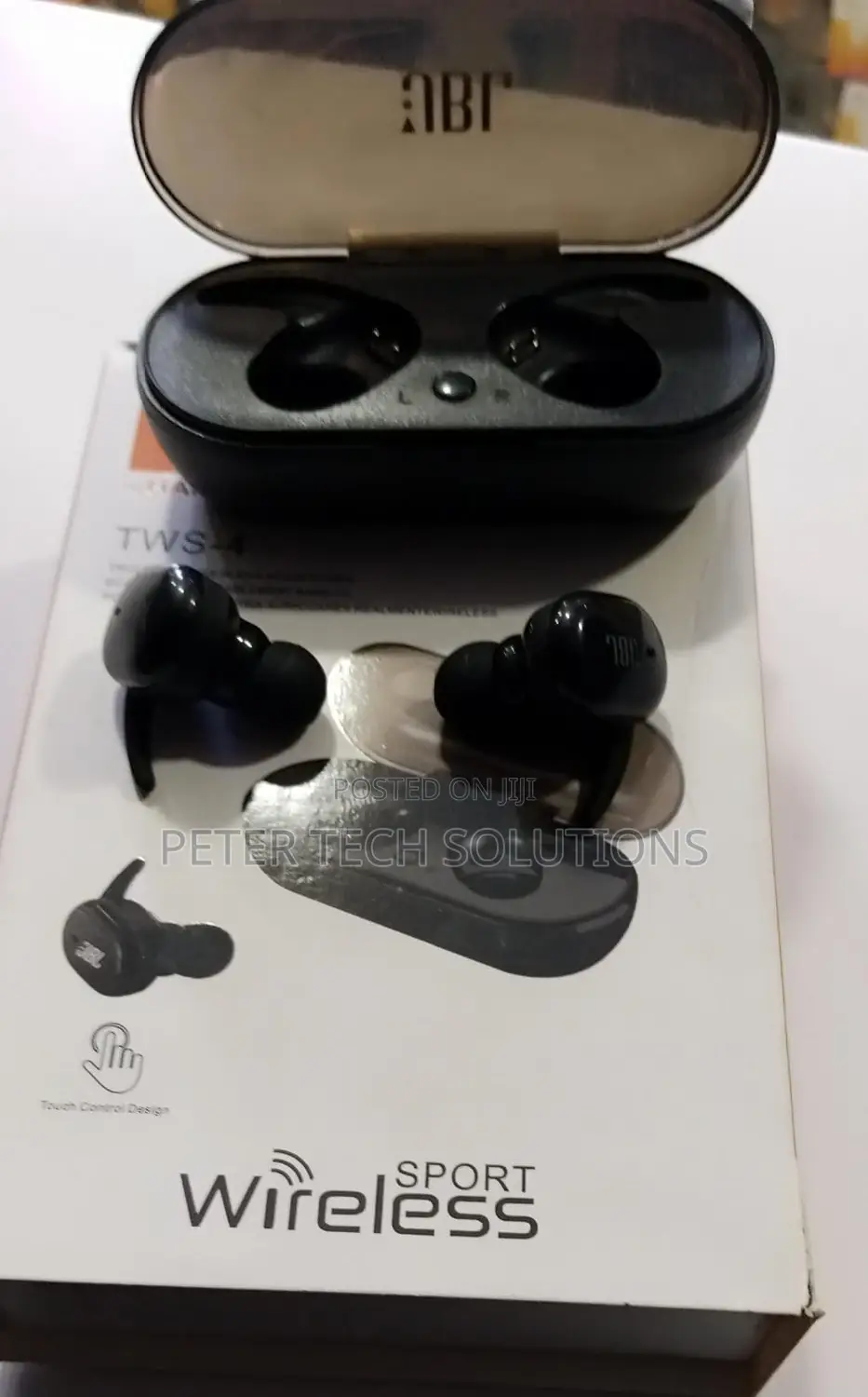 JBL Earphodes Available Offer