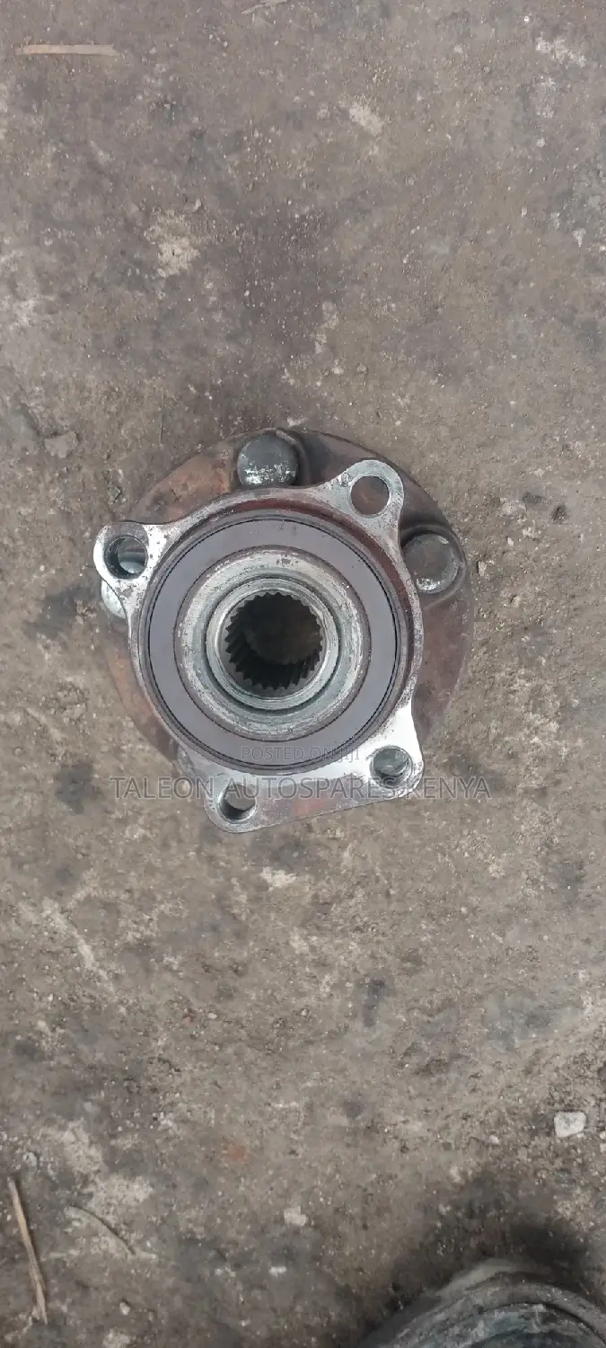 Subaru Forester SJG Hub