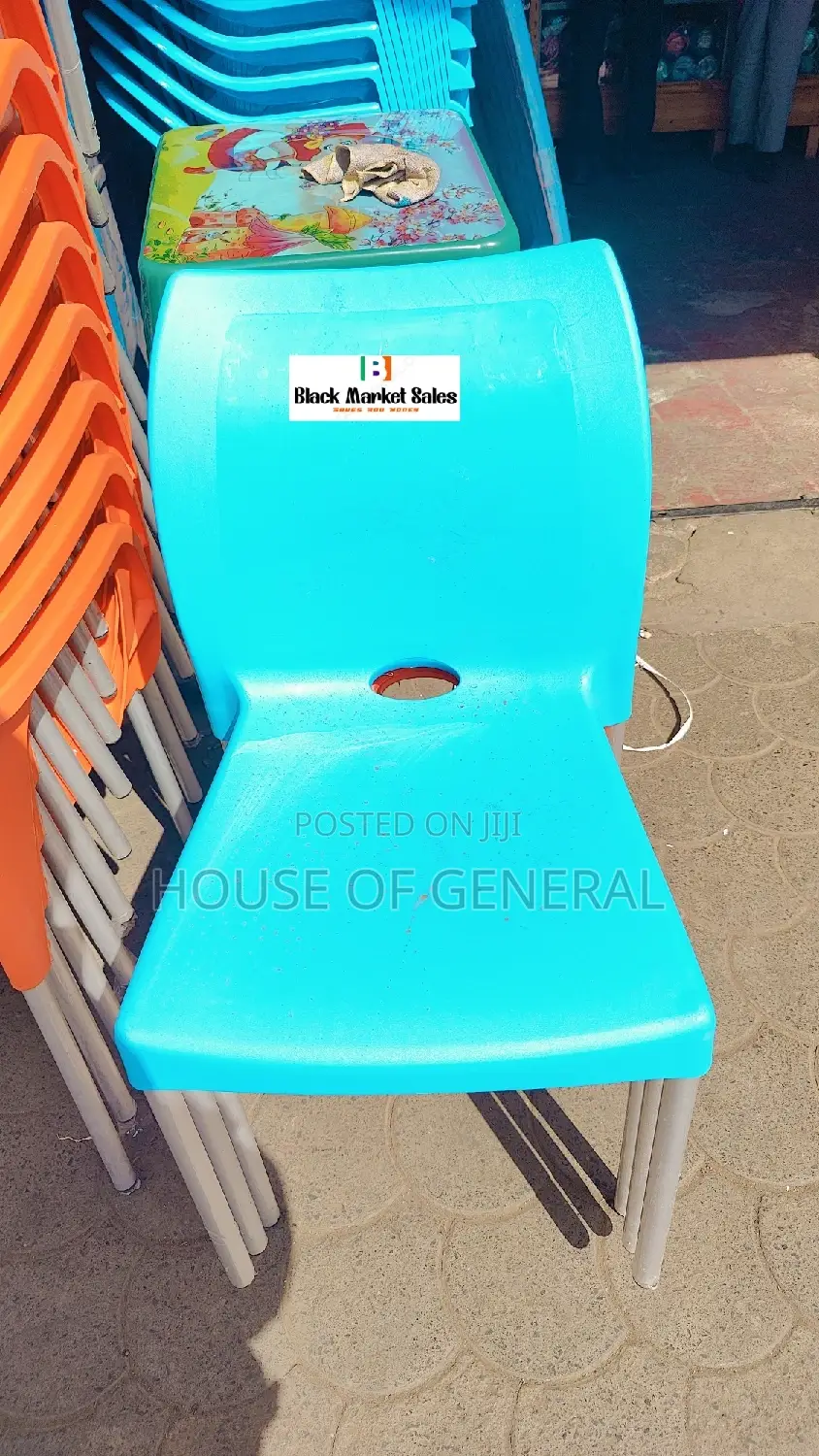 Good Quality Armless Plastic Chairs With Metal Legs
