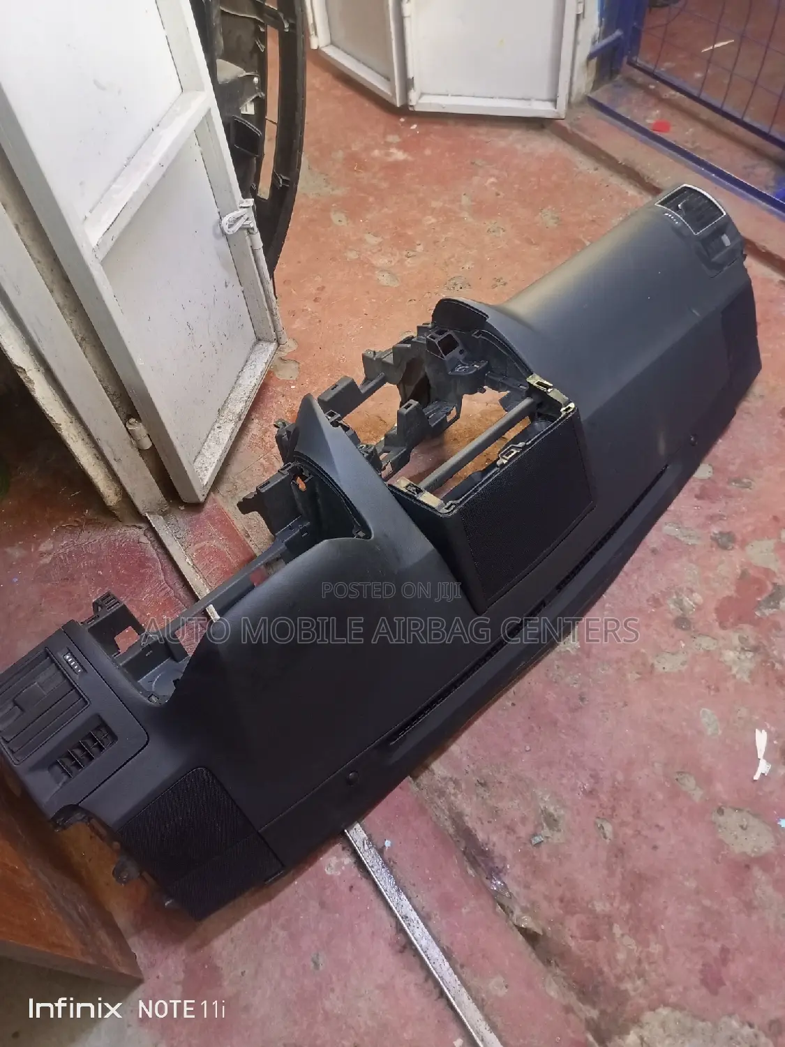 Prado J 150 Dashboard,Knee, and Steering Airbags