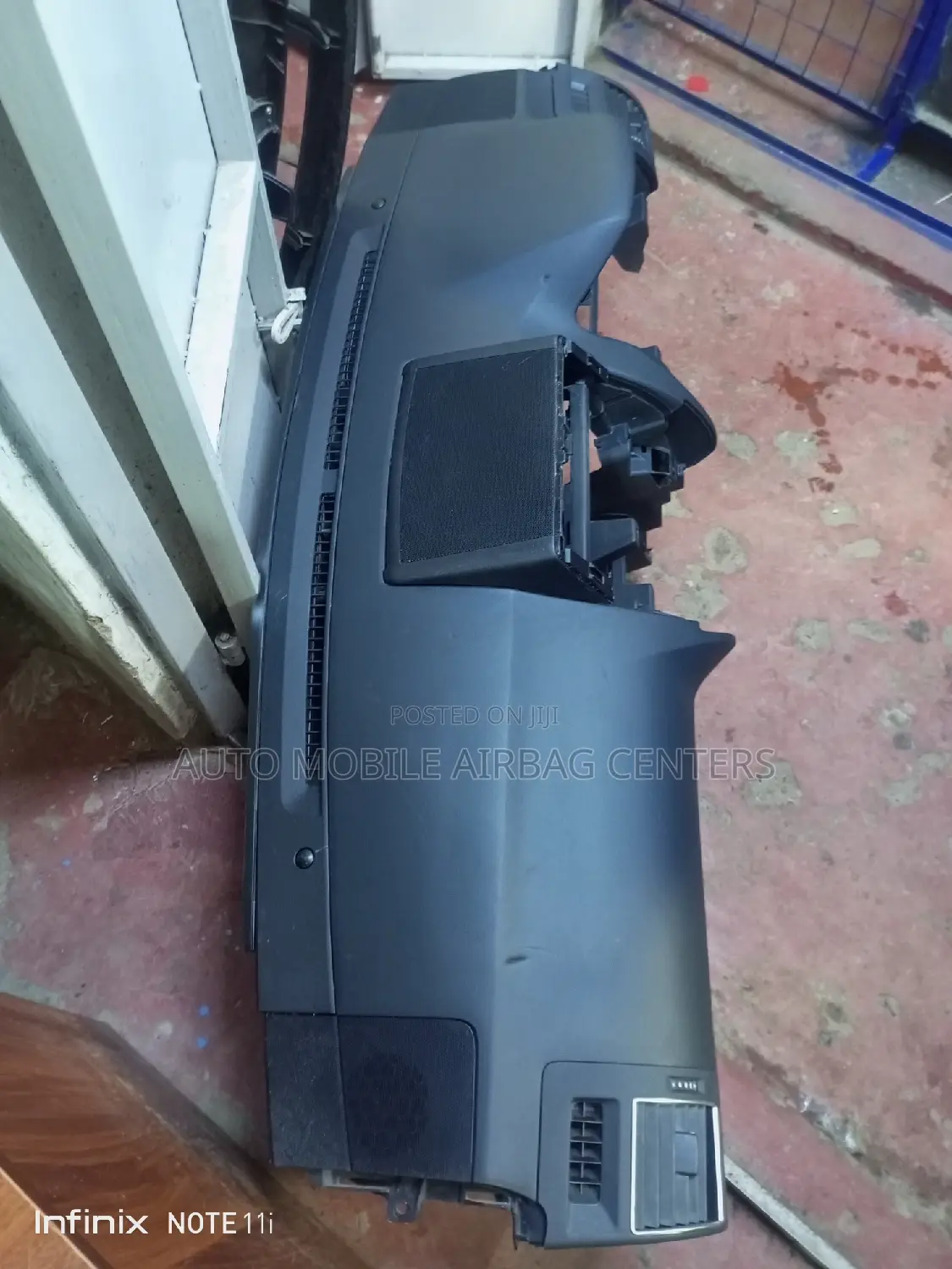 Prado J 150 Dashboard,Knee, and Steering Airbags