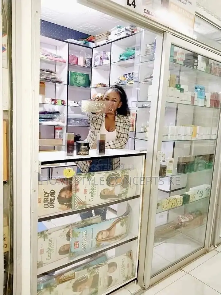Beauty Shop Cosmetics Display Counters Shop Interior Design