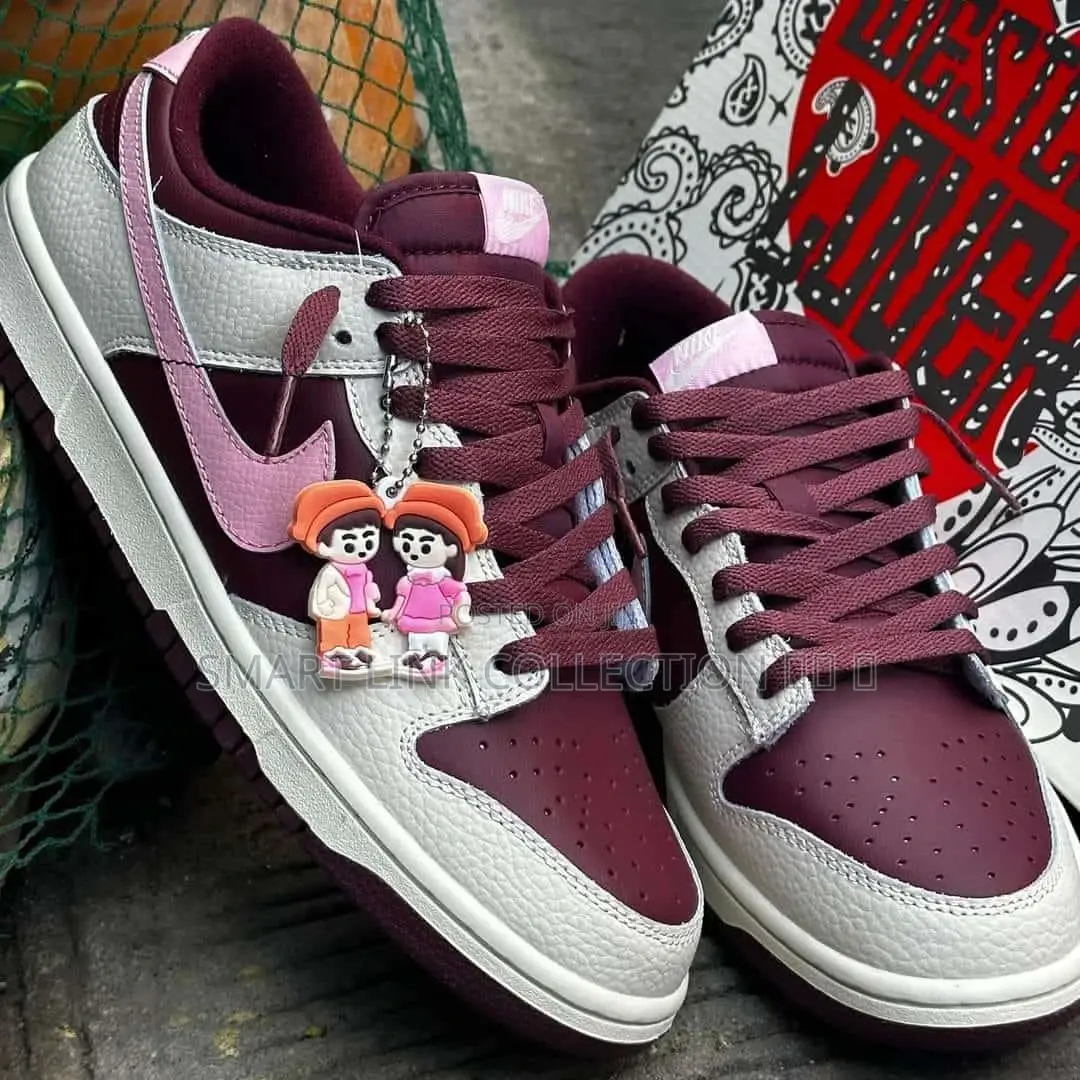Nike SB Dunk Valentine