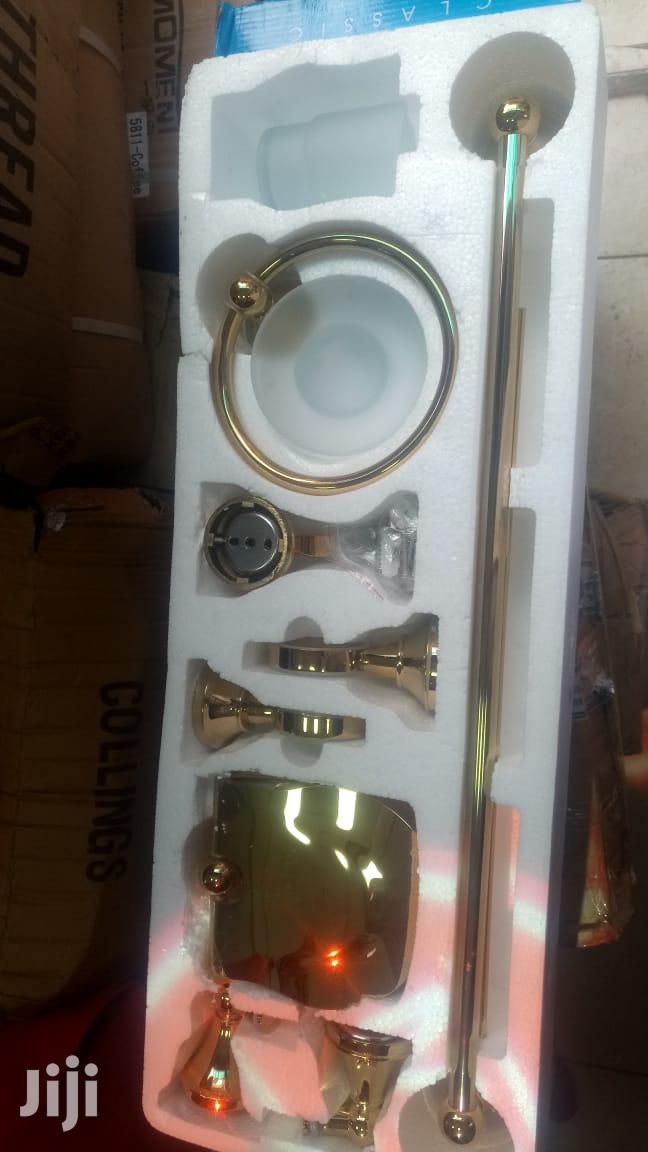 Bathrooms Golden Accessories