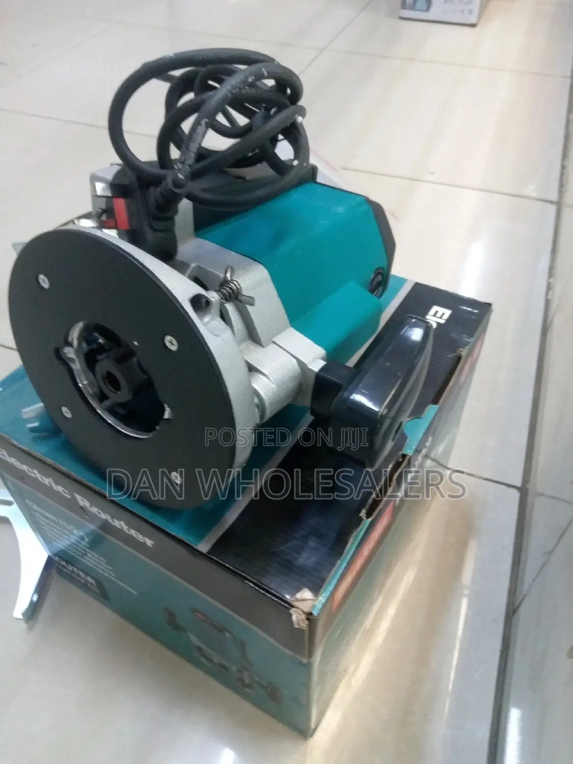 Makita Router 12mm