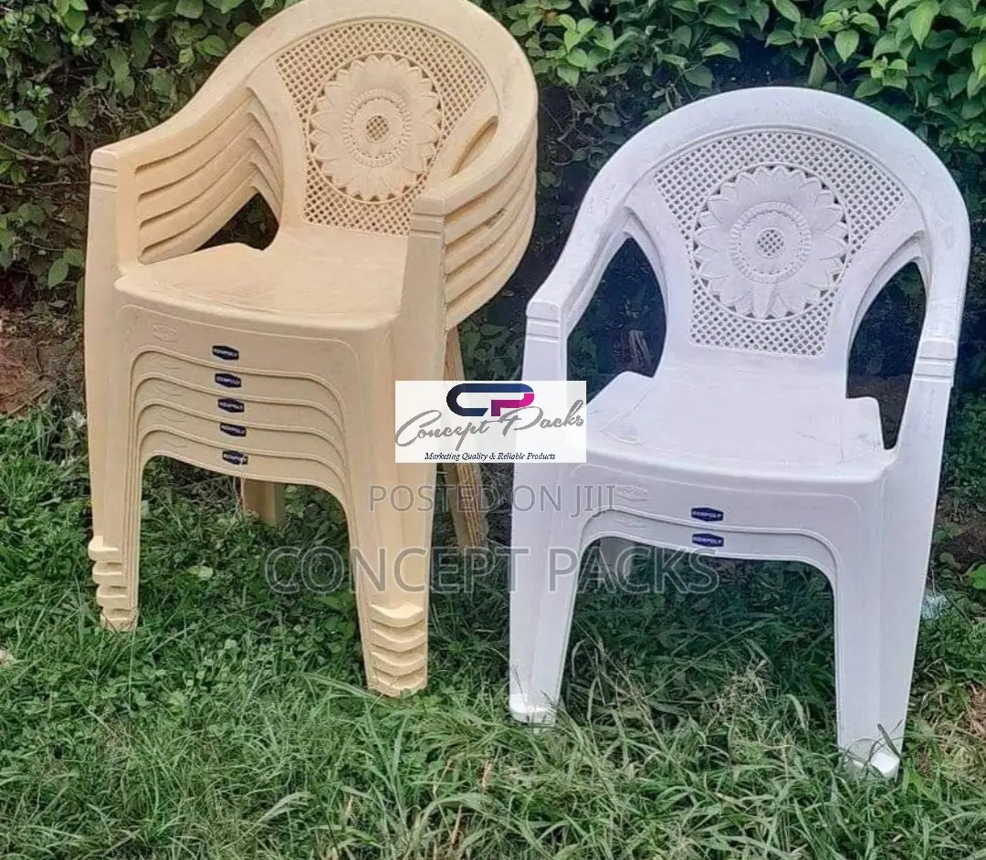 Kenpoly Cream and White Chairs With Arms.