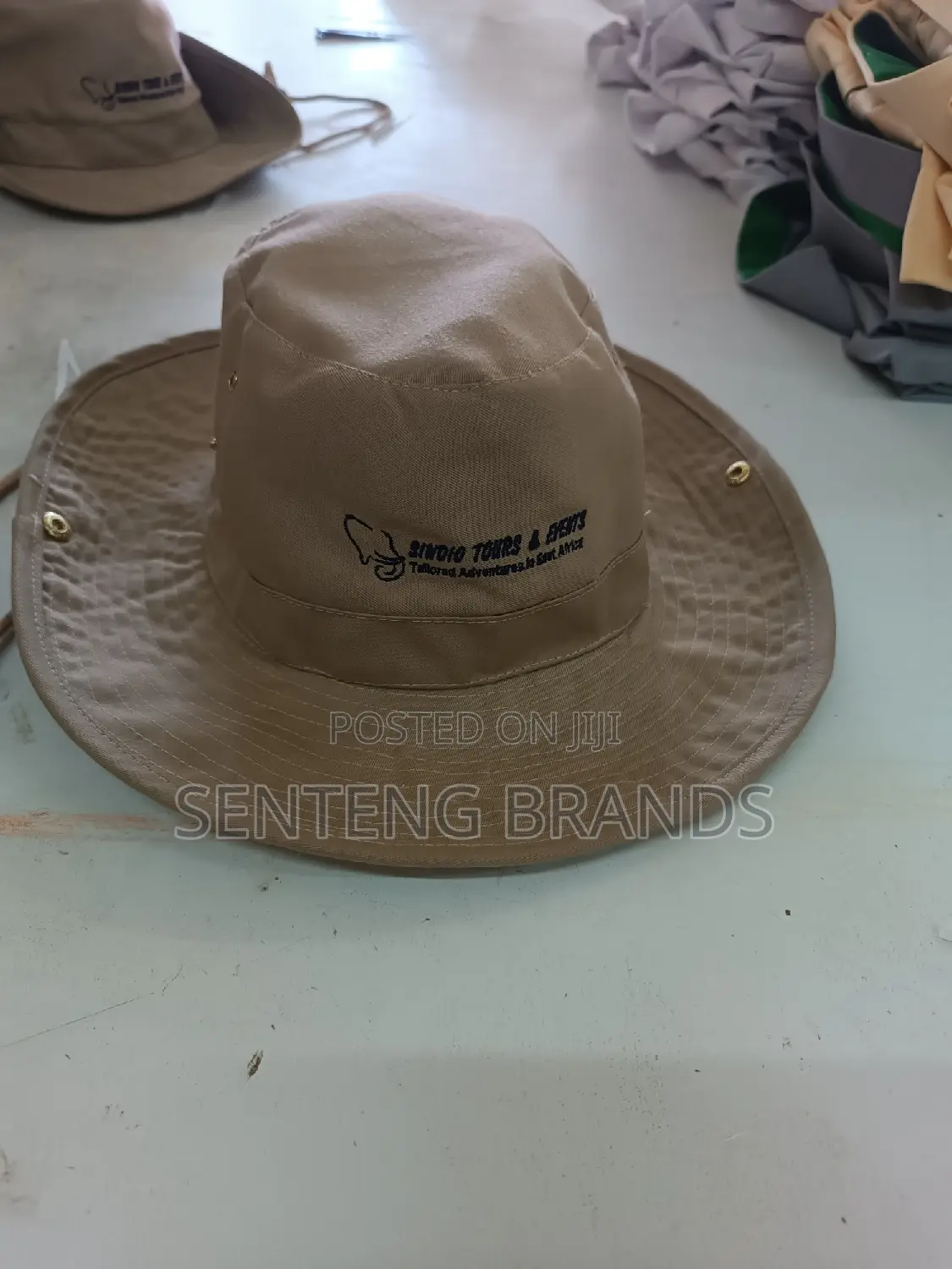 Safari Caps