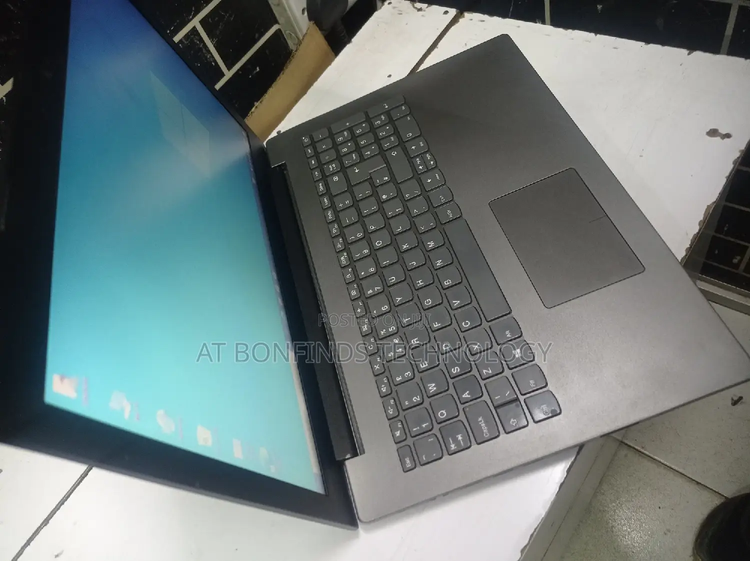 Laptop Lenovo V330 12GB Intel Core I5 SSD 256GB