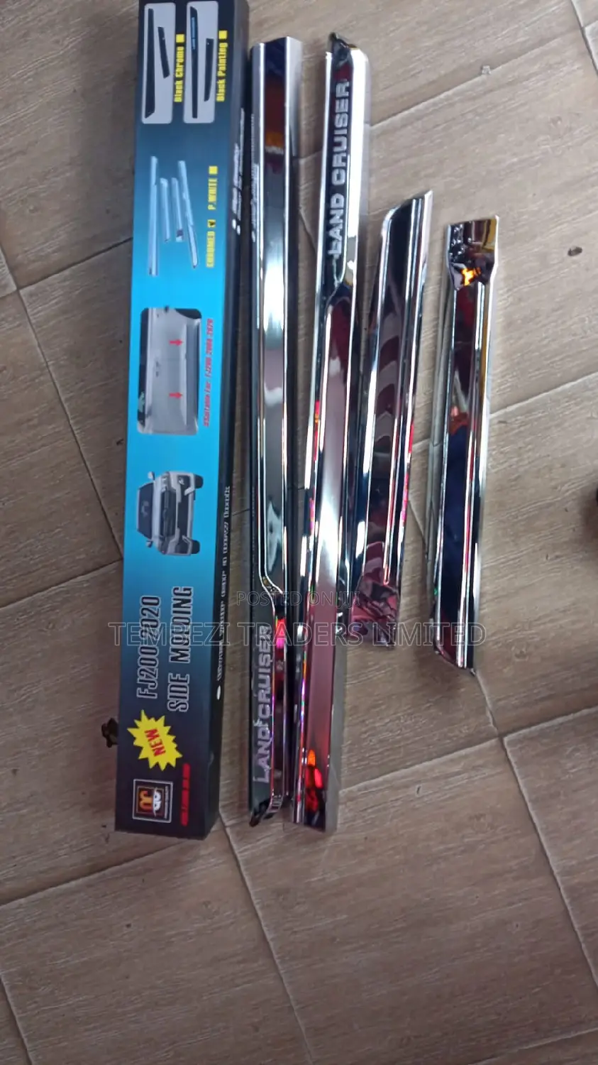 Chrome Side Mouldings for Land Cruiser Prado Fj120/150 V8