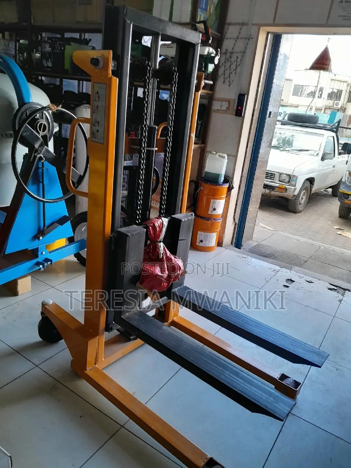 Hand Pallet Stacker/Manual Stacker 2T,1.6mtrs