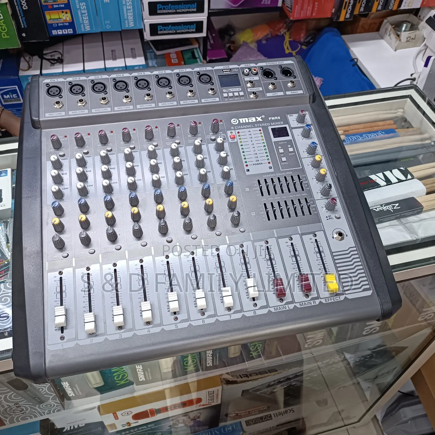 Omax PMR8 Eight Channels Mixer