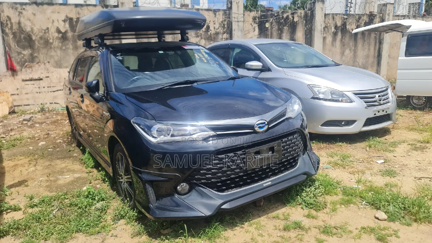 Toyota Corolla Fielder 2017 Black