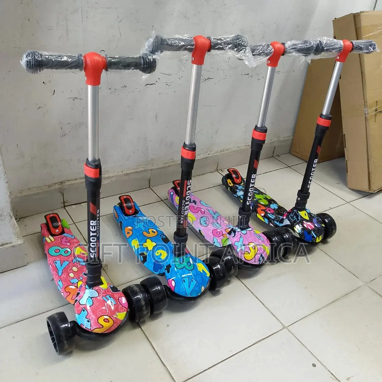 Three Wheels Adjustable Kids Scooters With Music