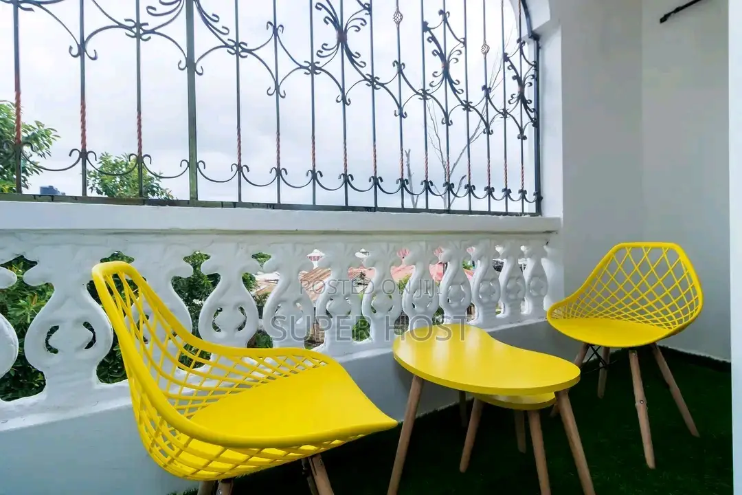 Spacious One Bedroom Airbnb Found in South B