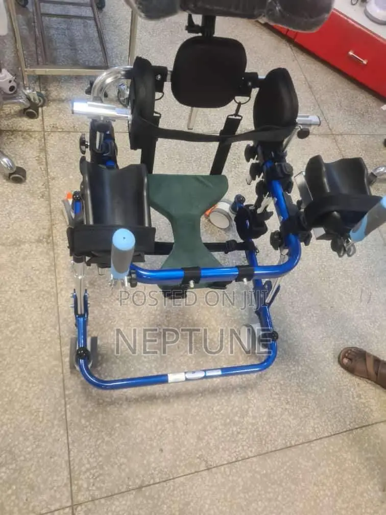 Cerebral Palsey Stand/ Cp Walker