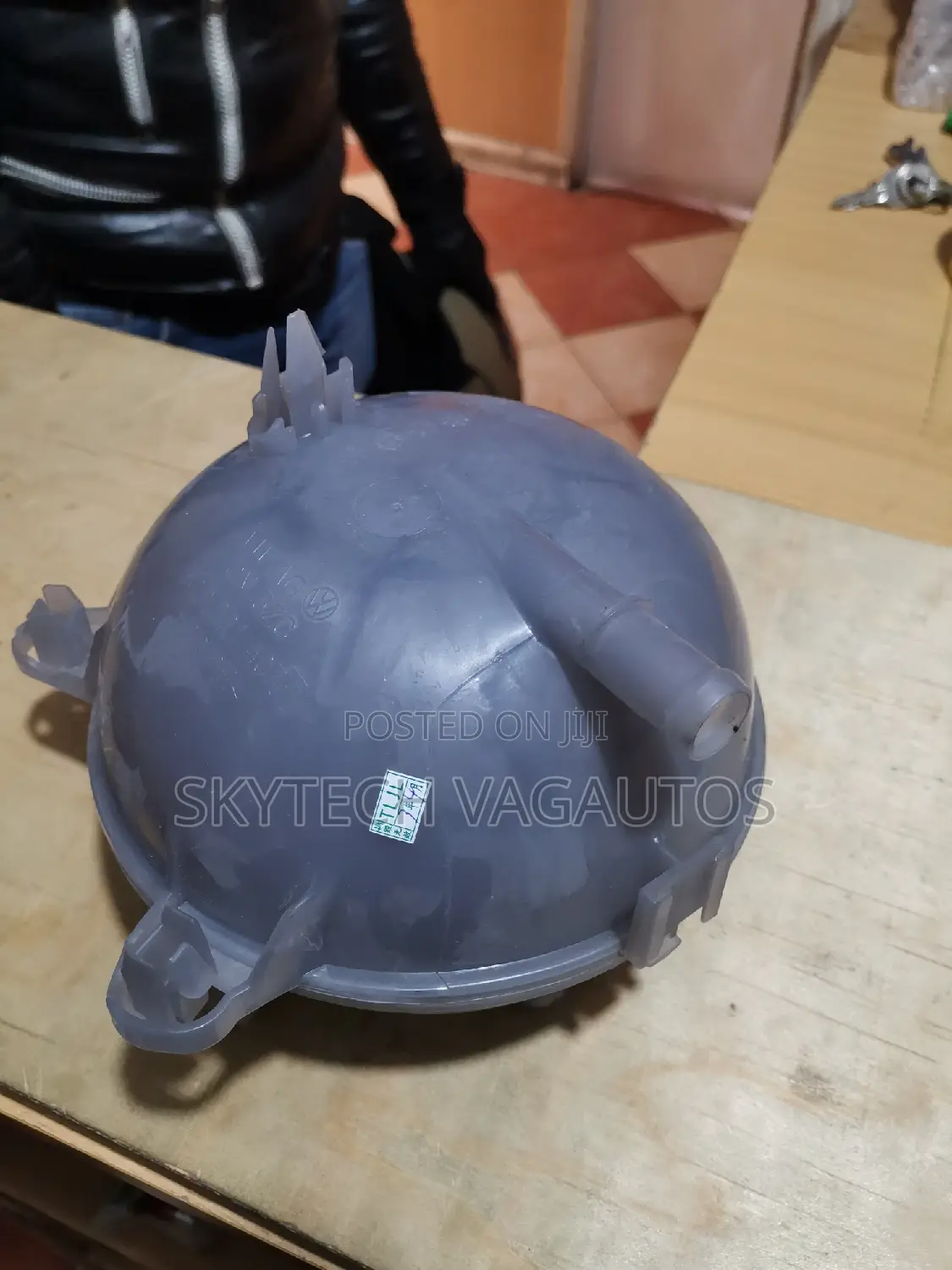 Volkswagen Golf 7/Audi A3 Expansion Tank