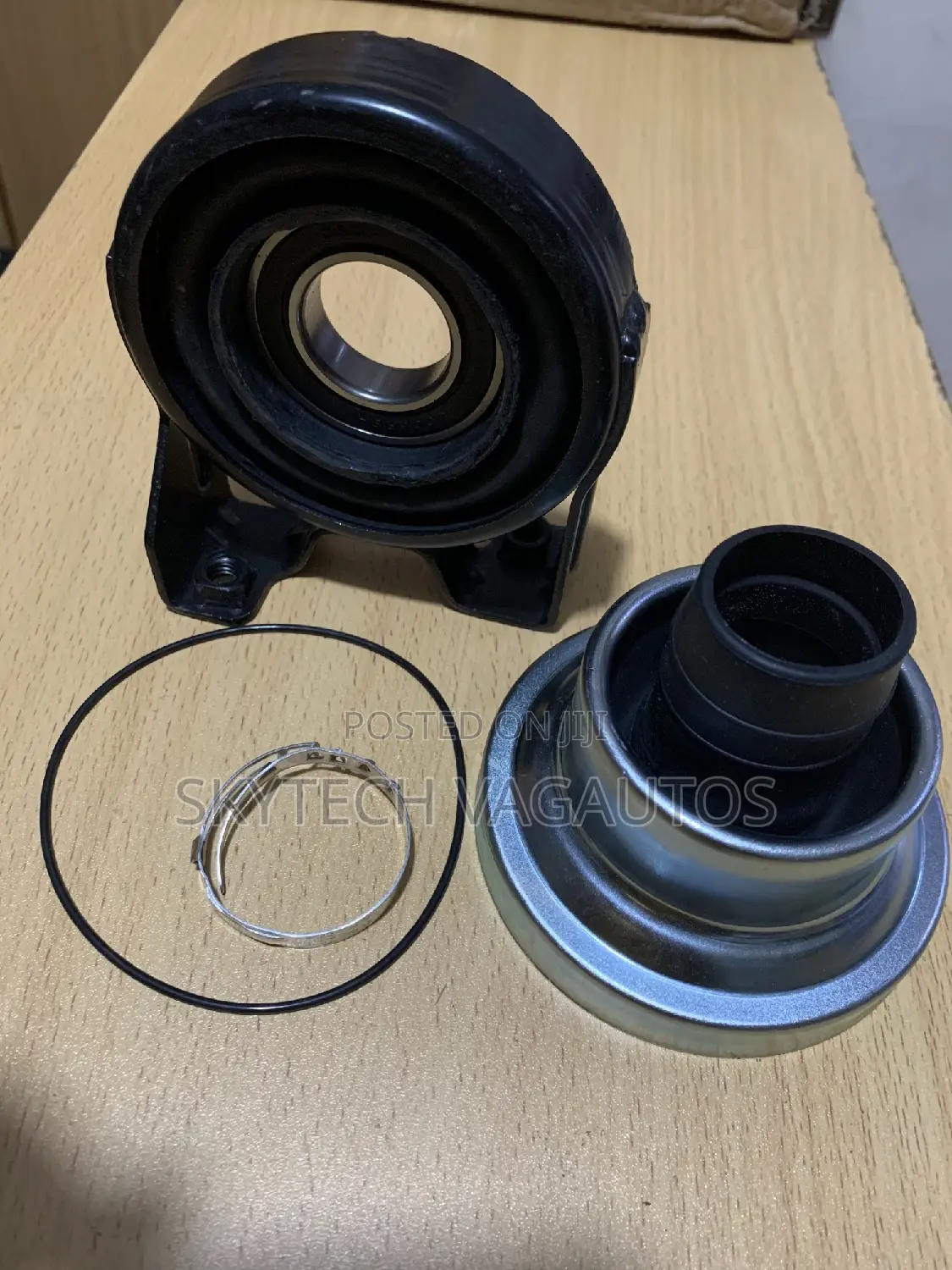 Volkswagen Touareg/Porsche Propeller Centre Bearing and Boot