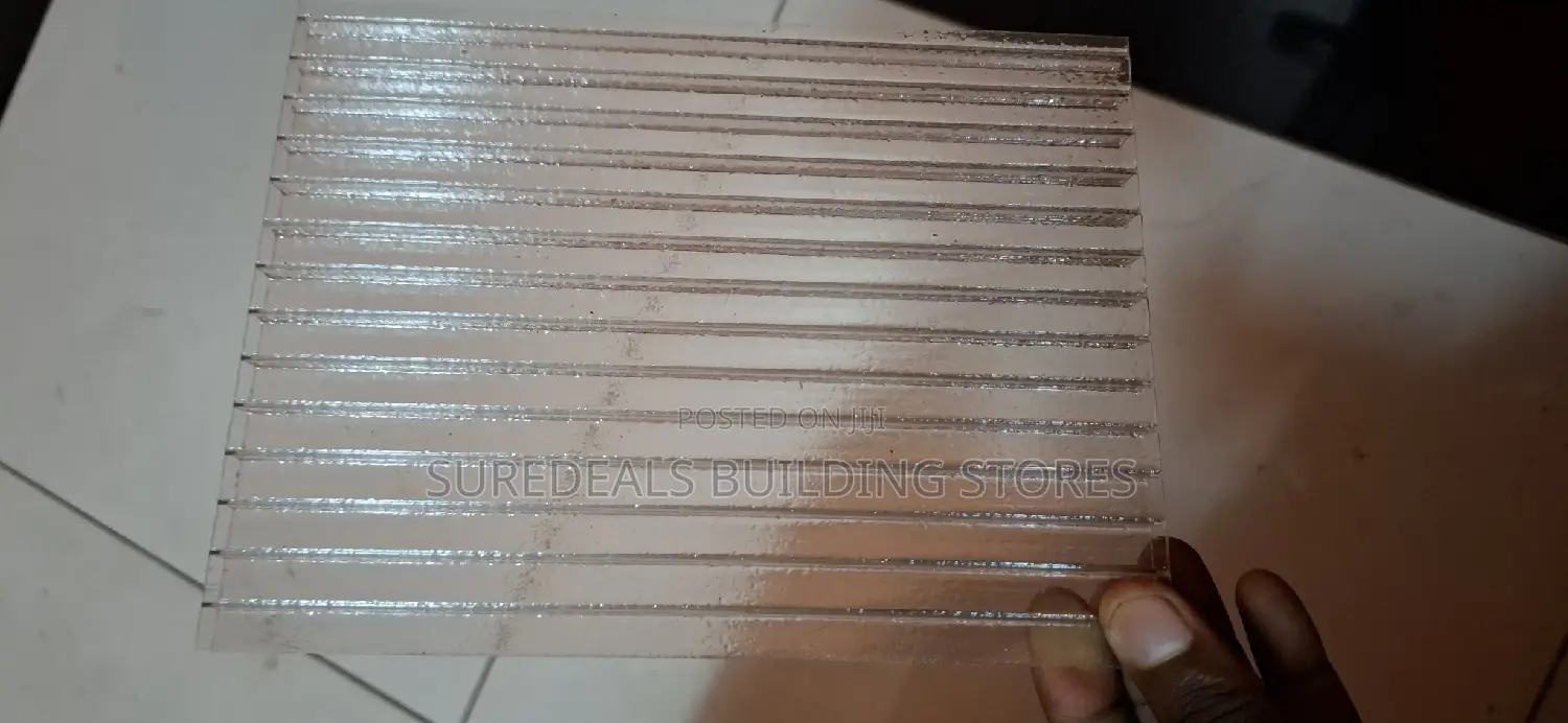 POLYCARBONATE SHEET(CLEAR)-5.8*2.1mtrs